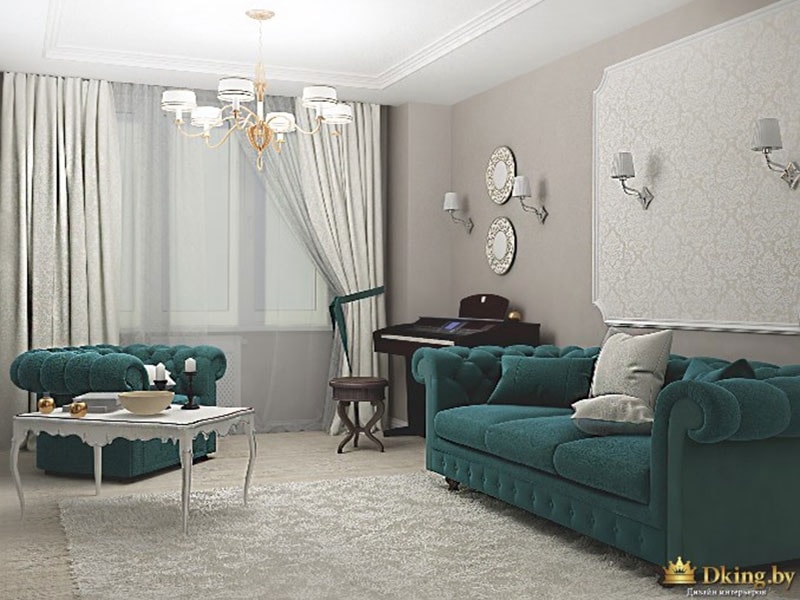 диван и кресло насыщенного бирюзового цвета, пианино в гостиной, классический столик с резными ножками