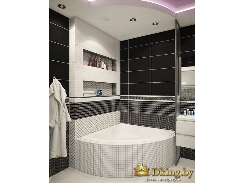 угловая белая ванна, экран - мозаика. стены черно-белая плитка, потолок двухцветный фигурный