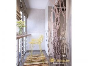 серые штукатуренные стены на балконе, серый керамогранит на полу. акцент - желтые высокие стулья. сиденье в виде решетки.